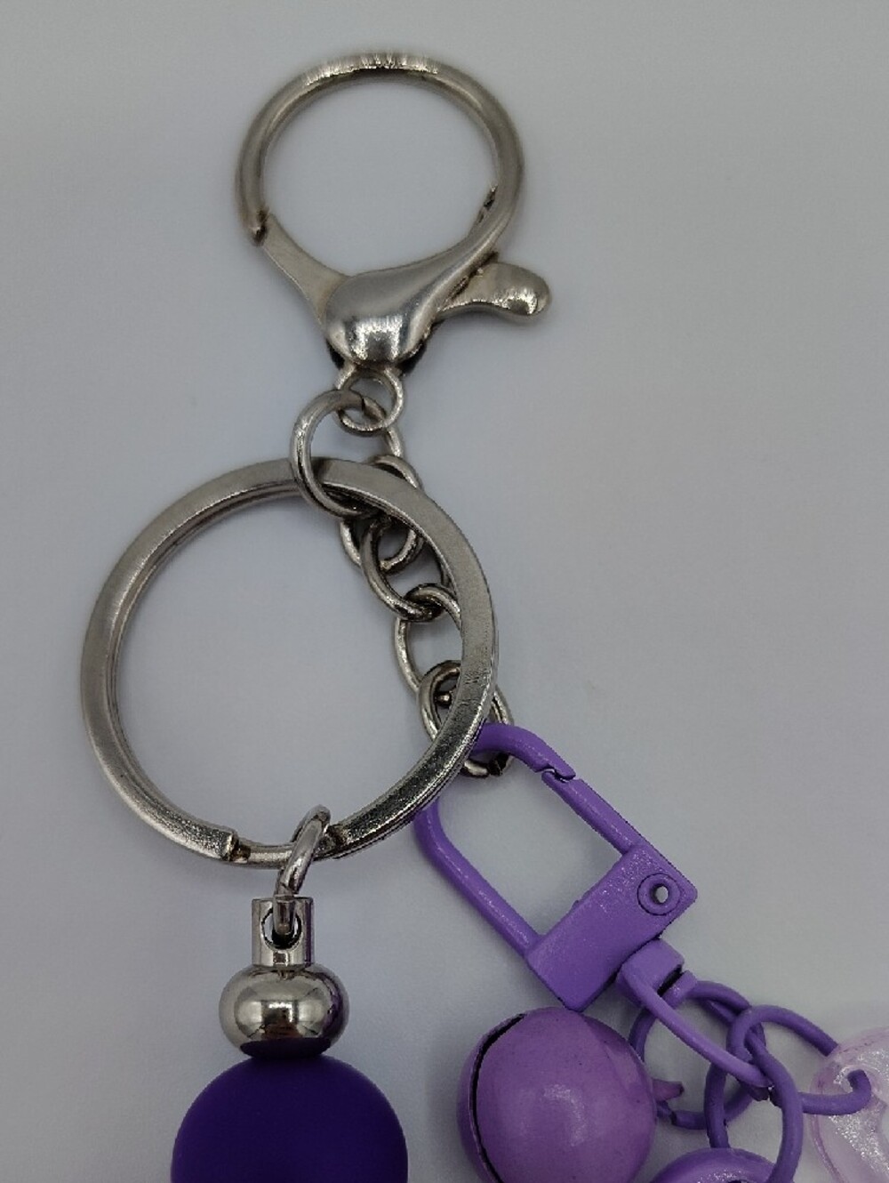 Handcrafted Y2K Purple Alien Car Star Keychain & Bag Charm - Picture 3 of 3
